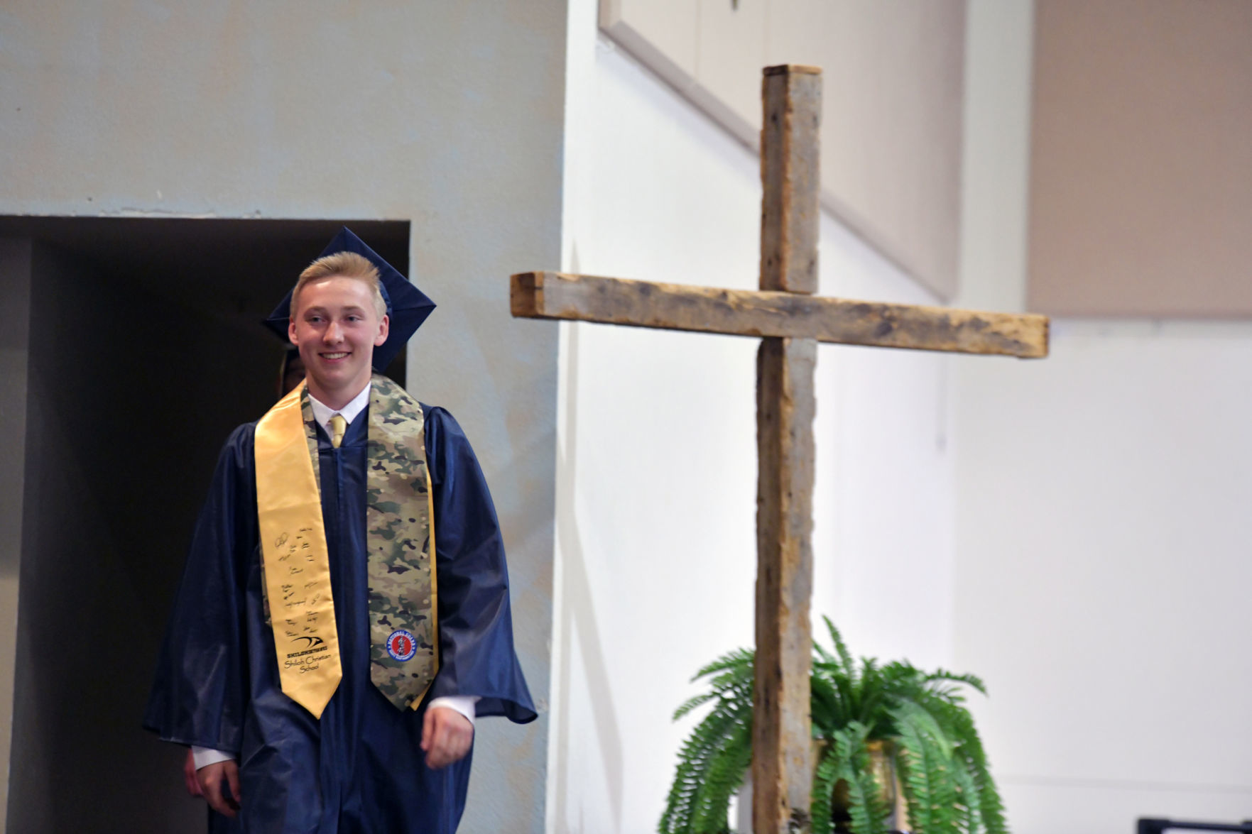 Shiloh Christian HS grads